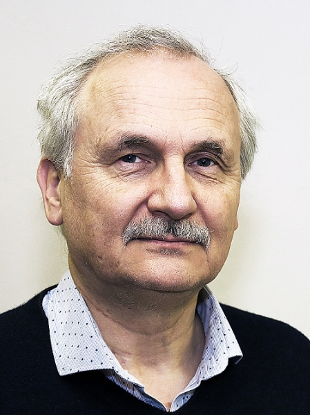 Prof. MUDr. Vladimír Tesař, DrSc., MBA, FERA, FASN